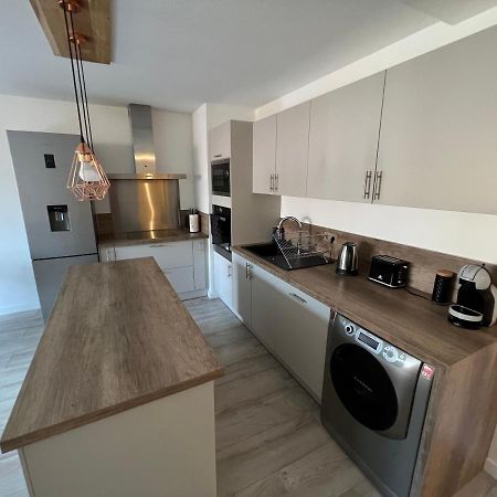 Appartement Entre Lacs, Montagnes Et Stations De Ski 博讷维尔 外观 照片