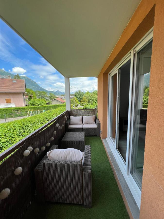 Appartement Entre Lacs, Montagnes Et Stations De Ski 博讷维尔 外观 照片